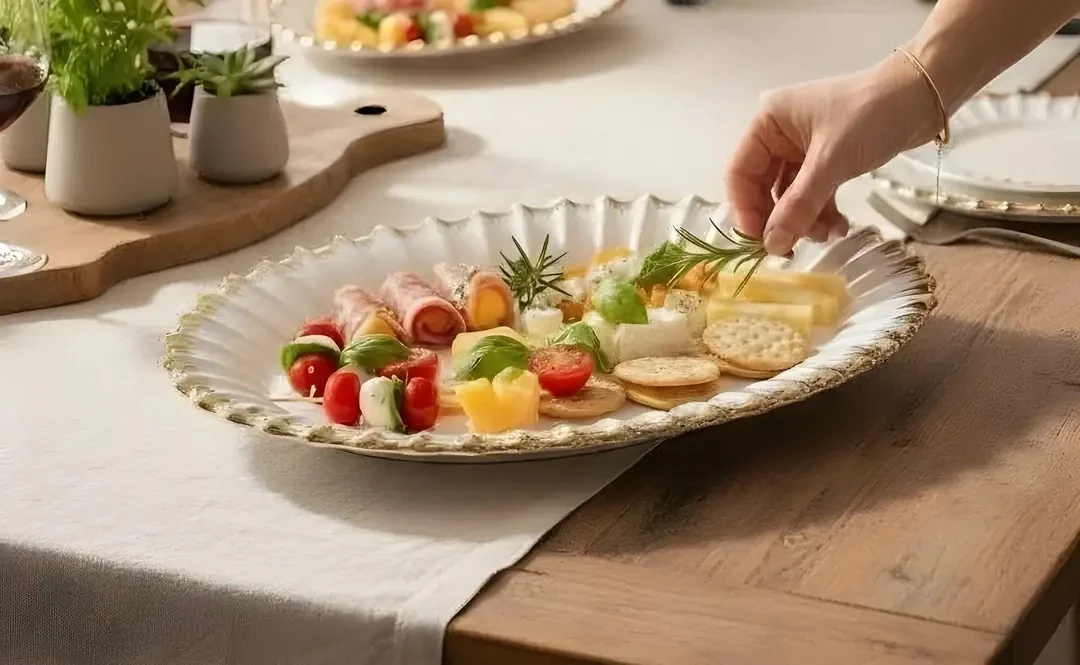 Line Gold Oval Sunum Tabak 39*27cm