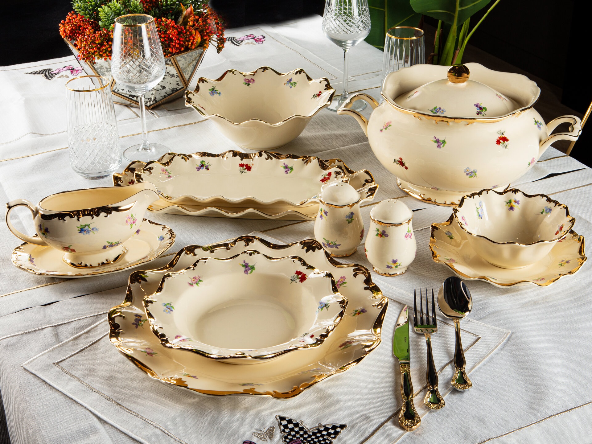 Royal Garden 61 Parça 12 Kişilik Yemek Takımı