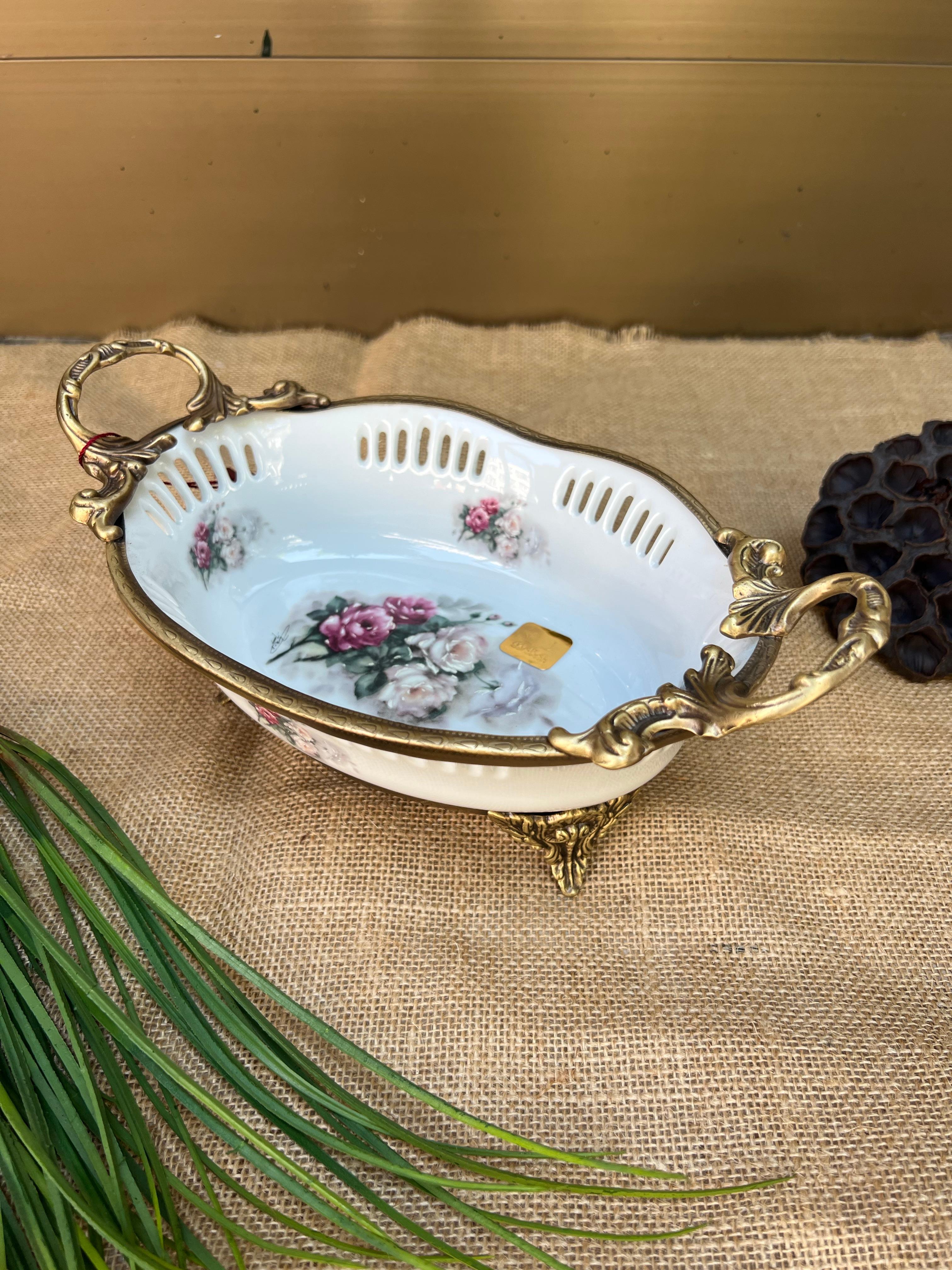 Antique Kulplu Oval Bita Kase Küçük 27x15cm