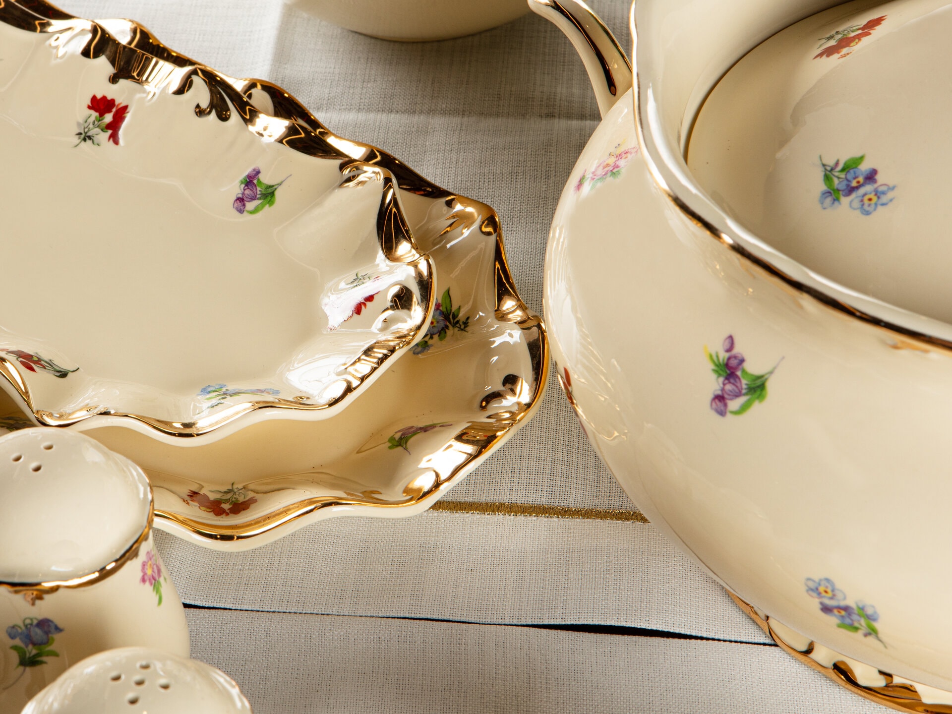 Royal Garden 61 Parça 12 Kişilik Yemek Takımı