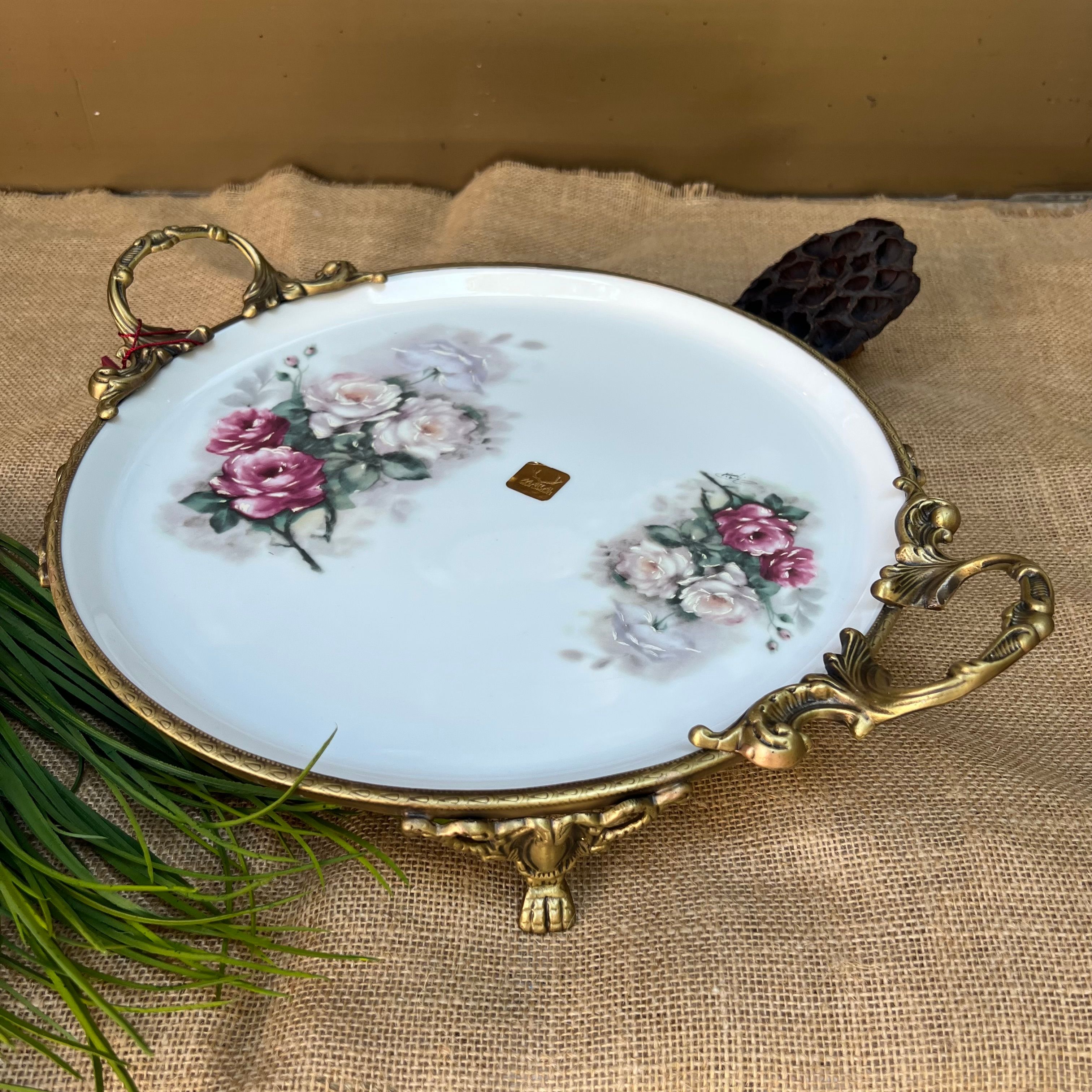 Antique Kulplu Yuvarlak Büyük Tabak 40x32cm