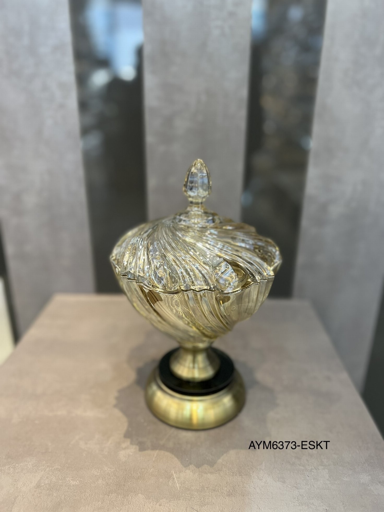 Cam Şekerlik Antik Gold