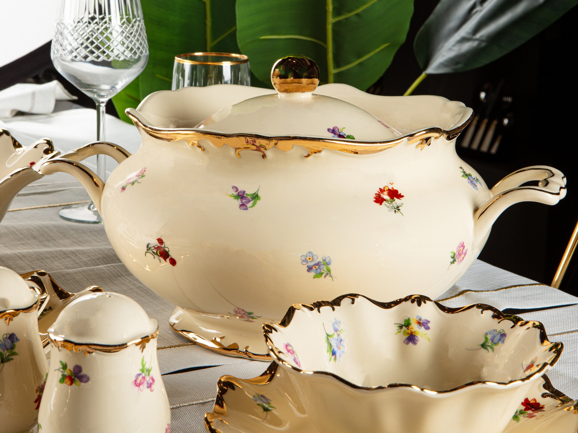 Royal Garden 61 Parça 12 Kişilik Yemek Takımı