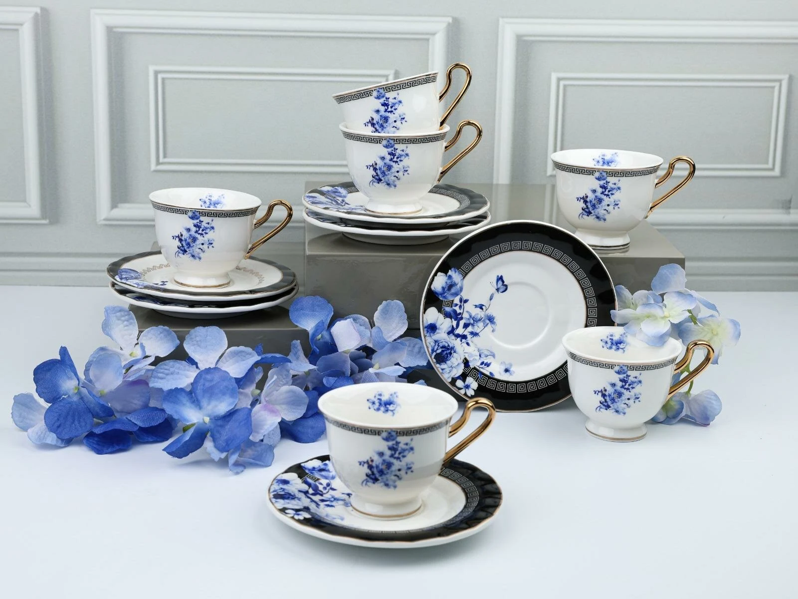 Paulina 6 Kişilik Kahve Fincan Takımı (Çiçek Model)