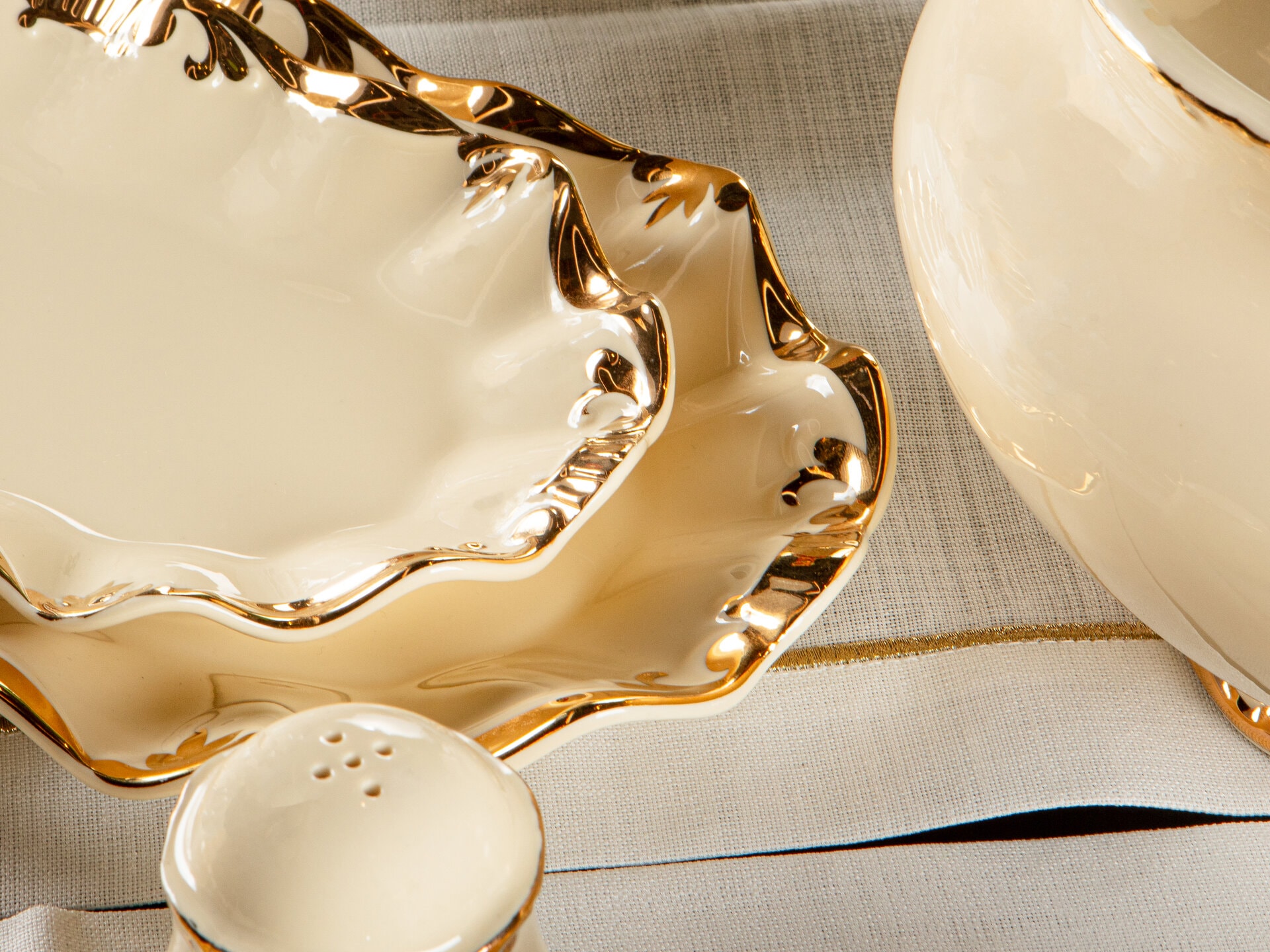 Royal 61 Parça 12 Kişilik Yemek Takımı