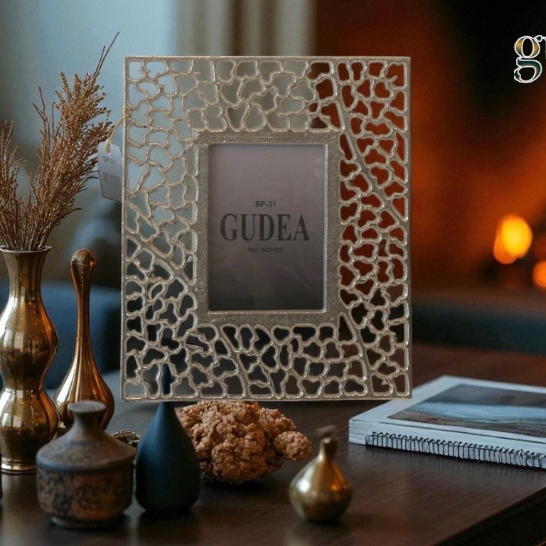 Döküm Dekoratif Çerçeve Gümüş 27x33cm