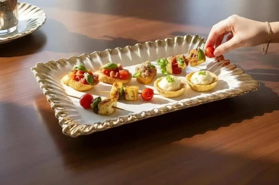 Line Gold Dikdörtgen Sunum Tabak 36*25cm