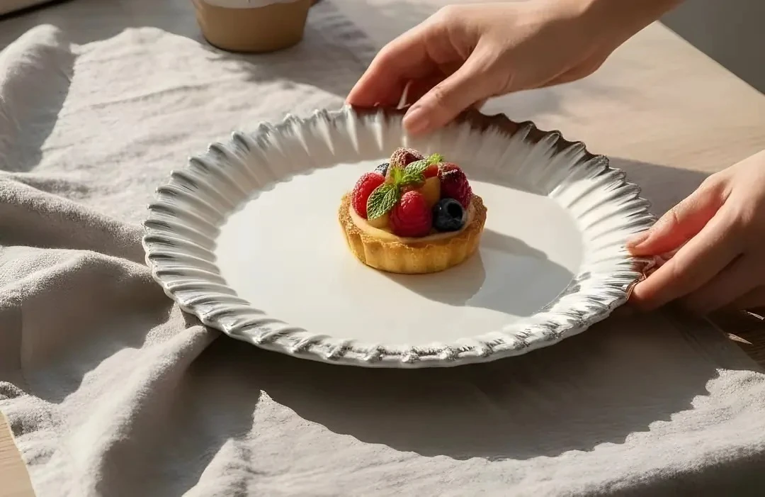 Line Silver Yuvarlak Sunum Tabak 33cm