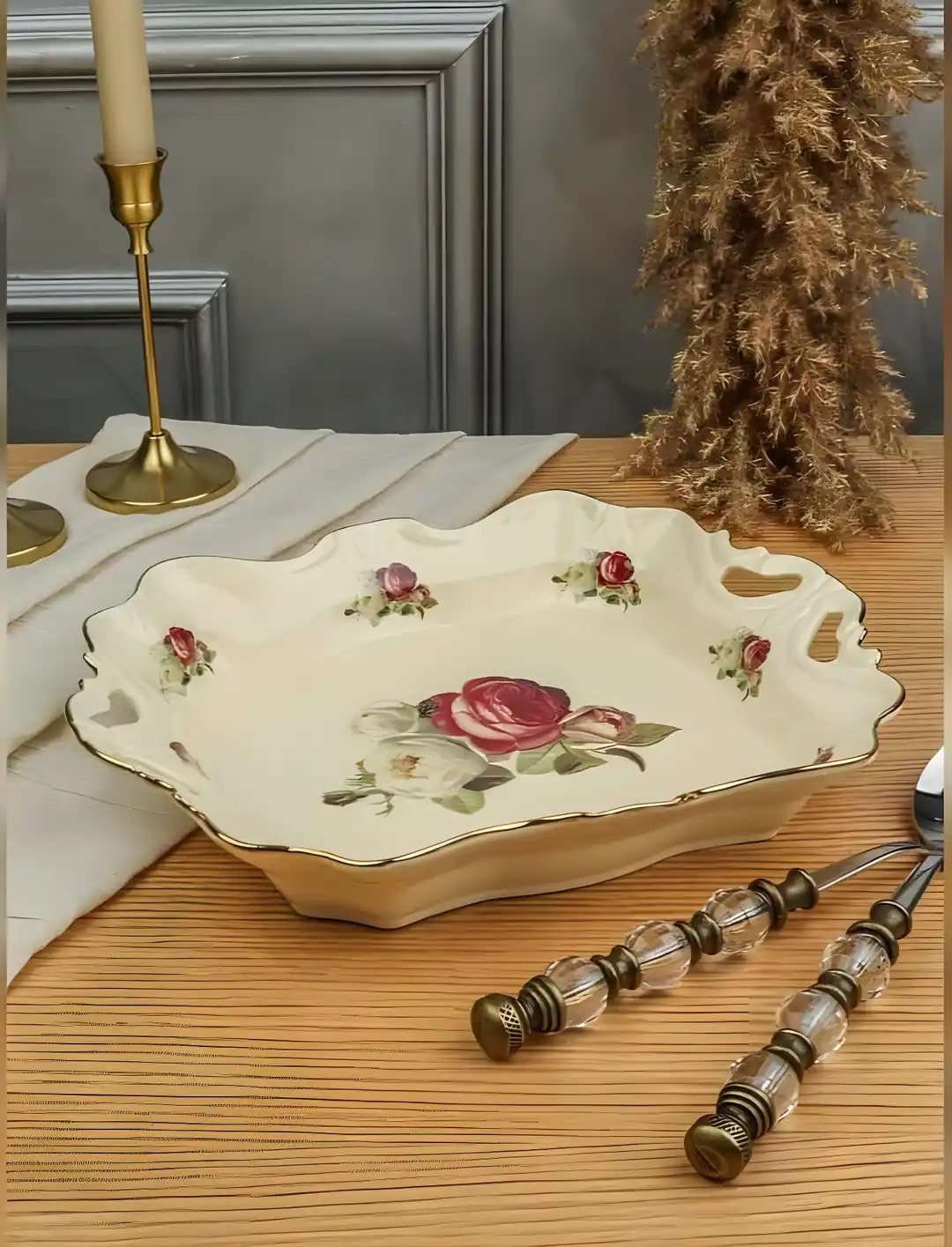 ROSE 31 CM DİKDÖRTGEN KULPLU SUNUM TABAK