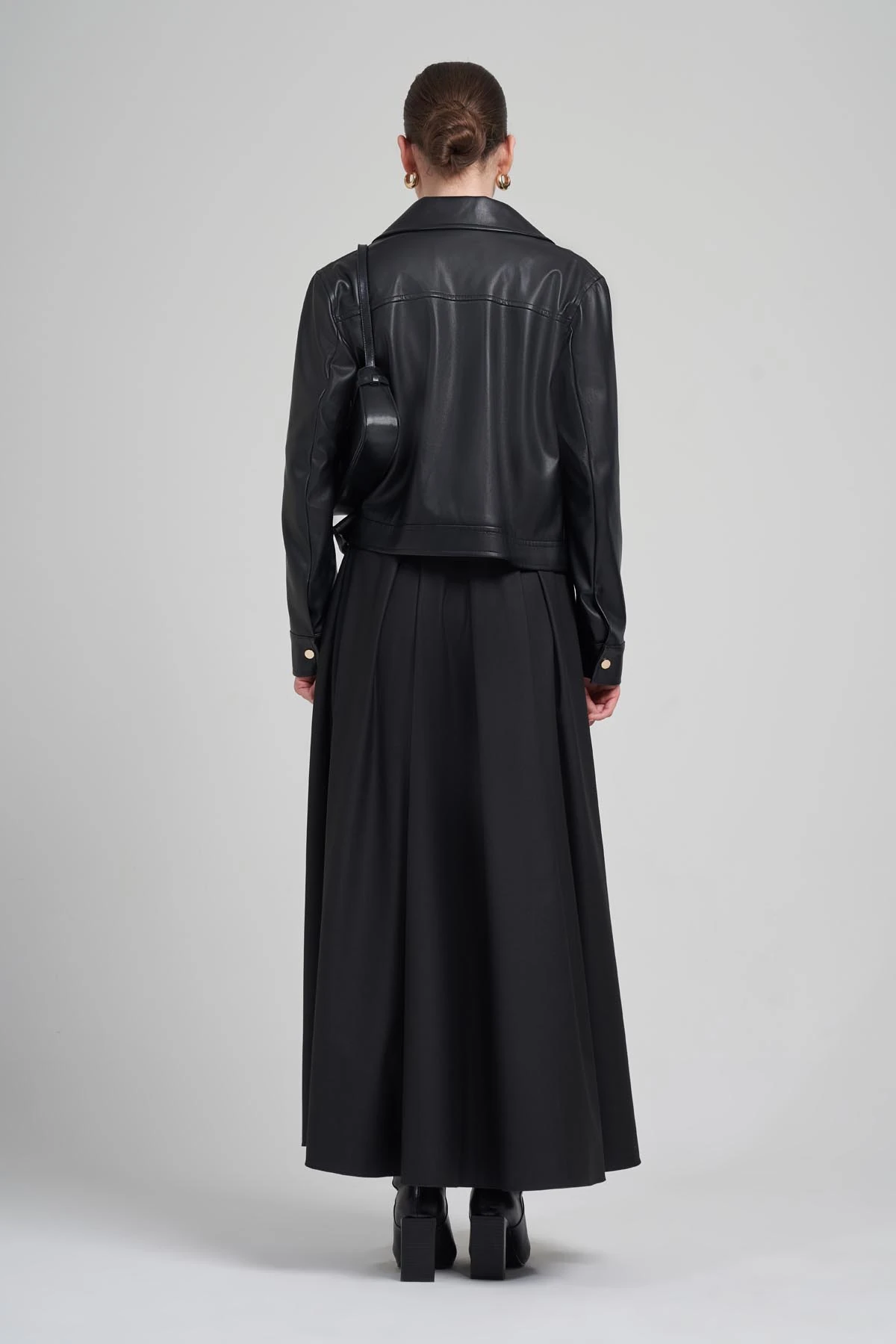 ZIMBA DETAYLI DERİ CEKET 