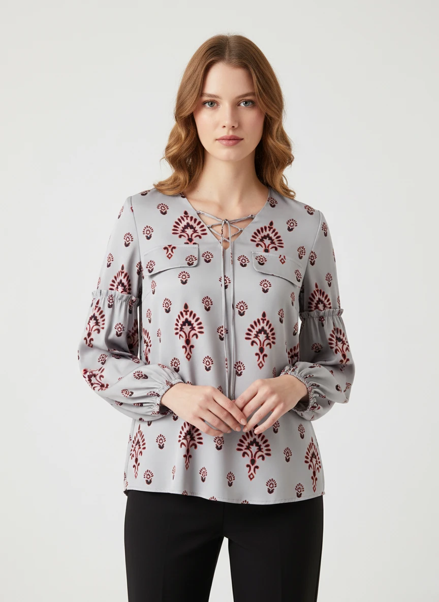 BAĞCIK DETAYLI REGULAR DESENLİ BLUZ 