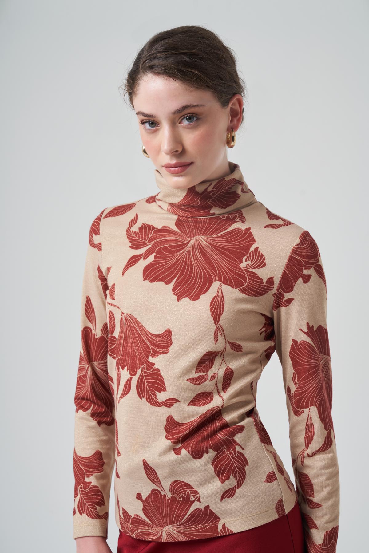 ÖRME KUMAŞ DESENLİ DİK YAKA BODY 