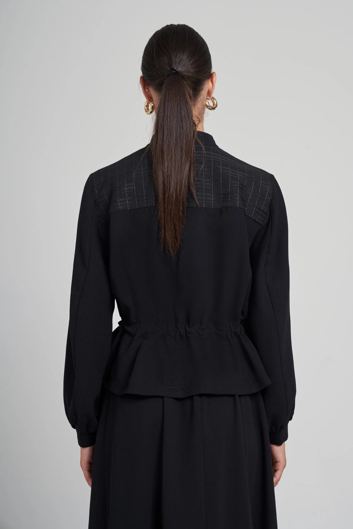 ŞERİT VE CEP DETAYLI KISA CEKET 