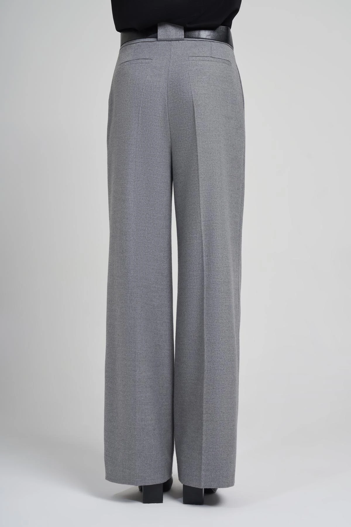 KEMER DETAYLI KLASİK KAŞE PANTOLON 