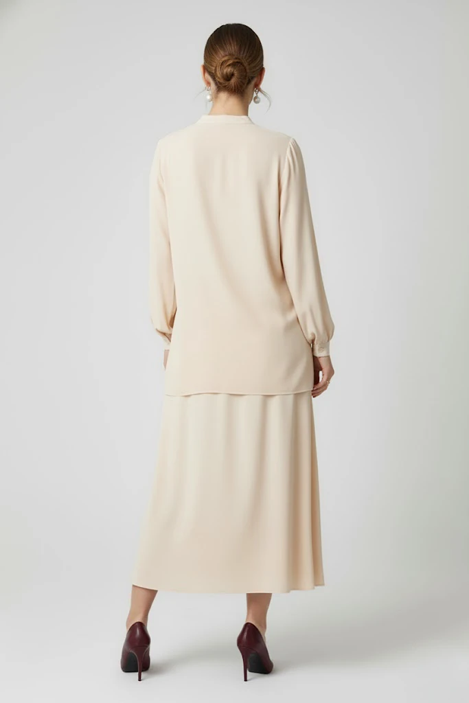 YAKA VE KOLU RİBANA DETAYLI REGULAR BLUZ 