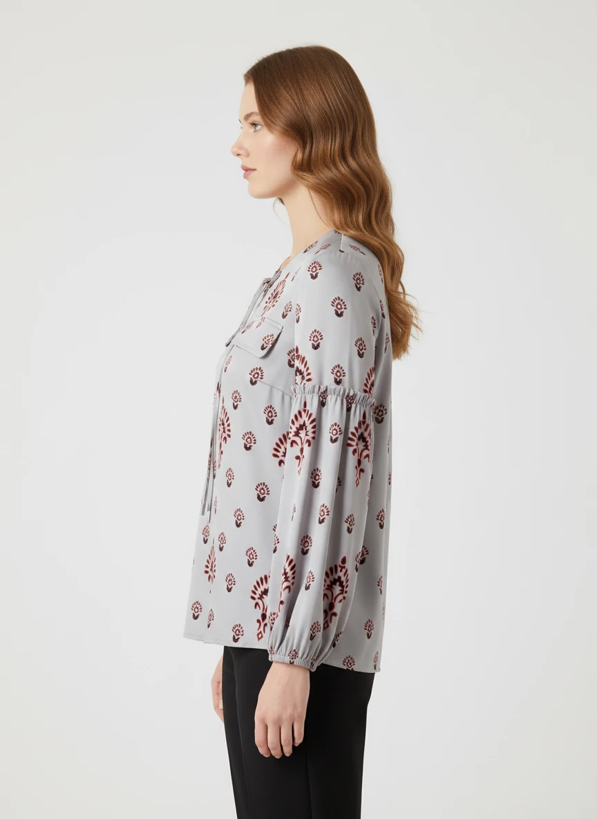 BAĞCIK DETAYLI REGULAR DESENLİ BLUZ 