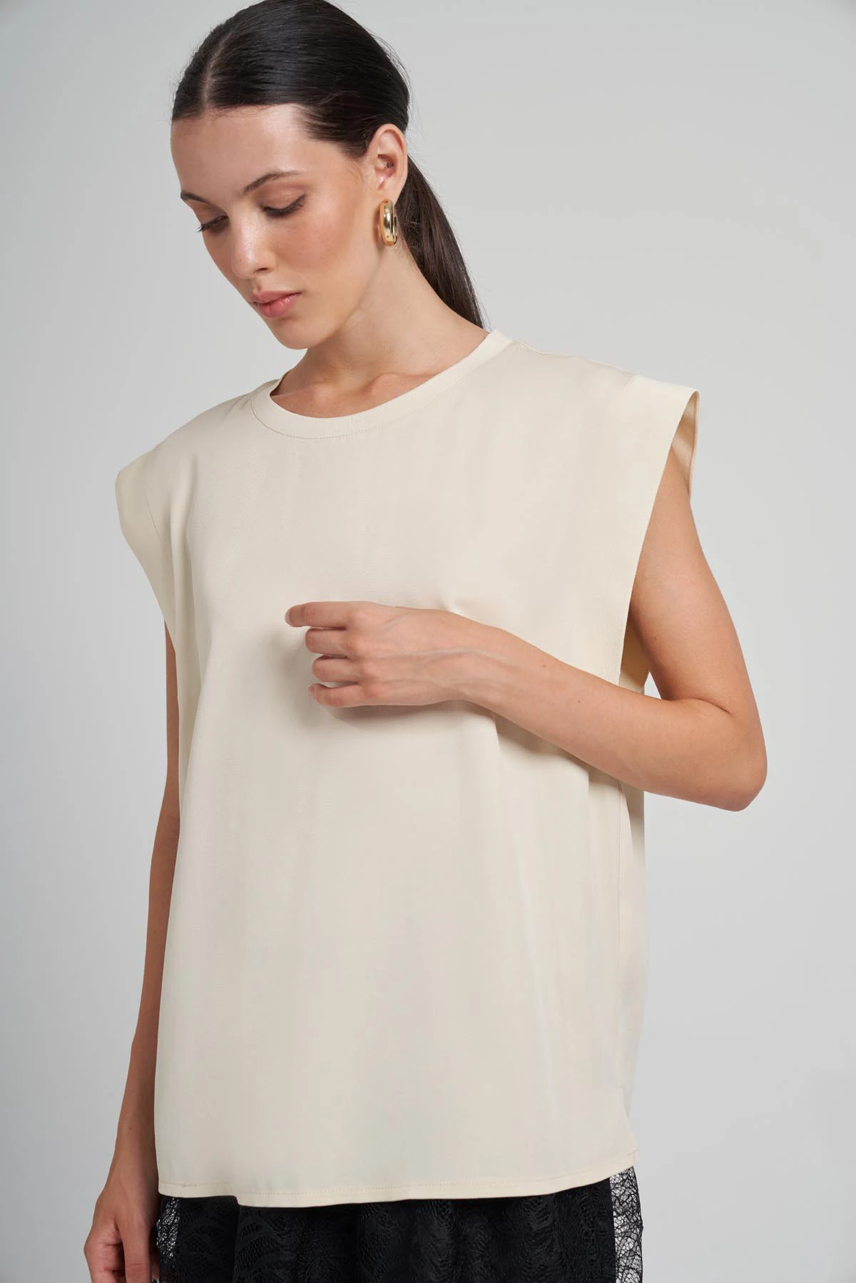 My 8 Design Ribana Detaylı Düşük Omuzlu Bluz 