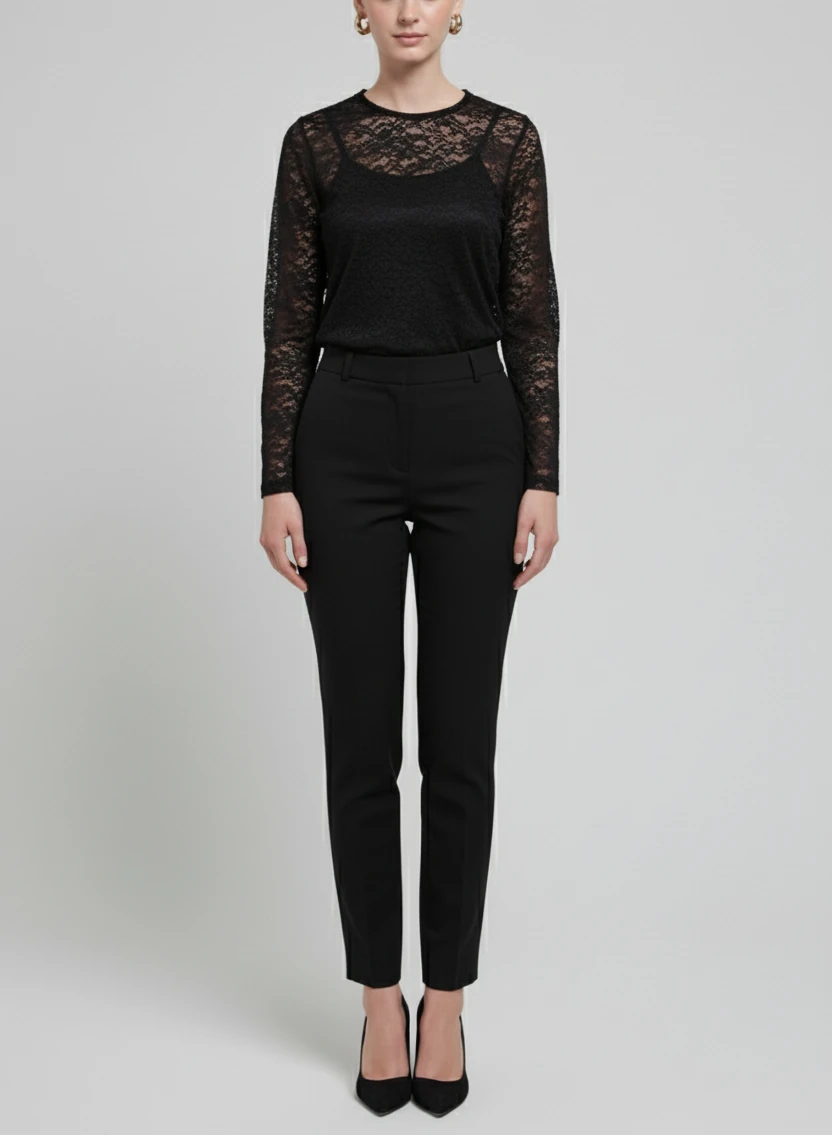 Dantel Detaylı Bluz 