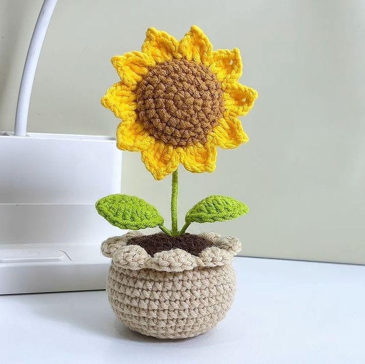 Amigurumi Örgü Ayçiçeği Saksı 
