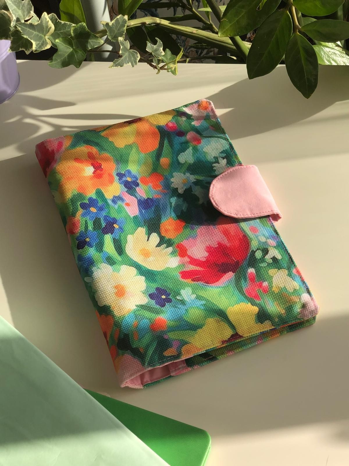 Flora Kitap Kılıfı 
