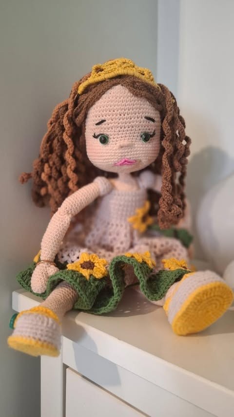 Örgü Amigurumi Kız Bebek 40 cm 