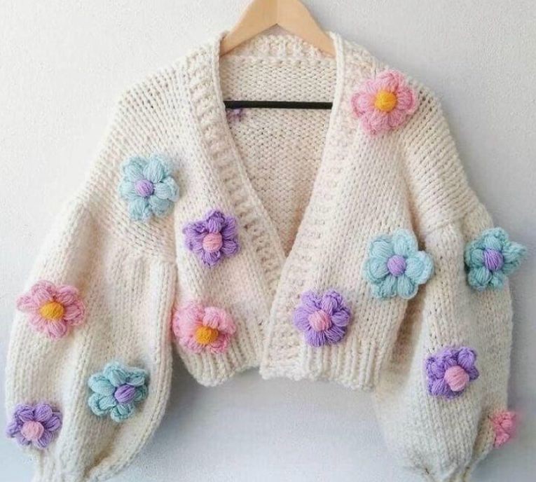 Örgü Papatya Motifli Crop Hırka 