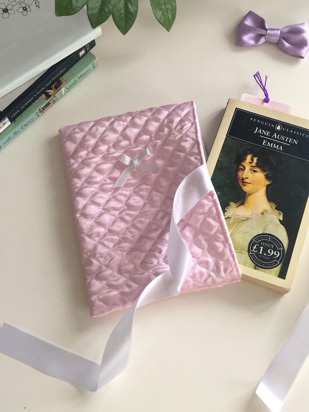 Pretty in Pink Kitap Kılıfı 