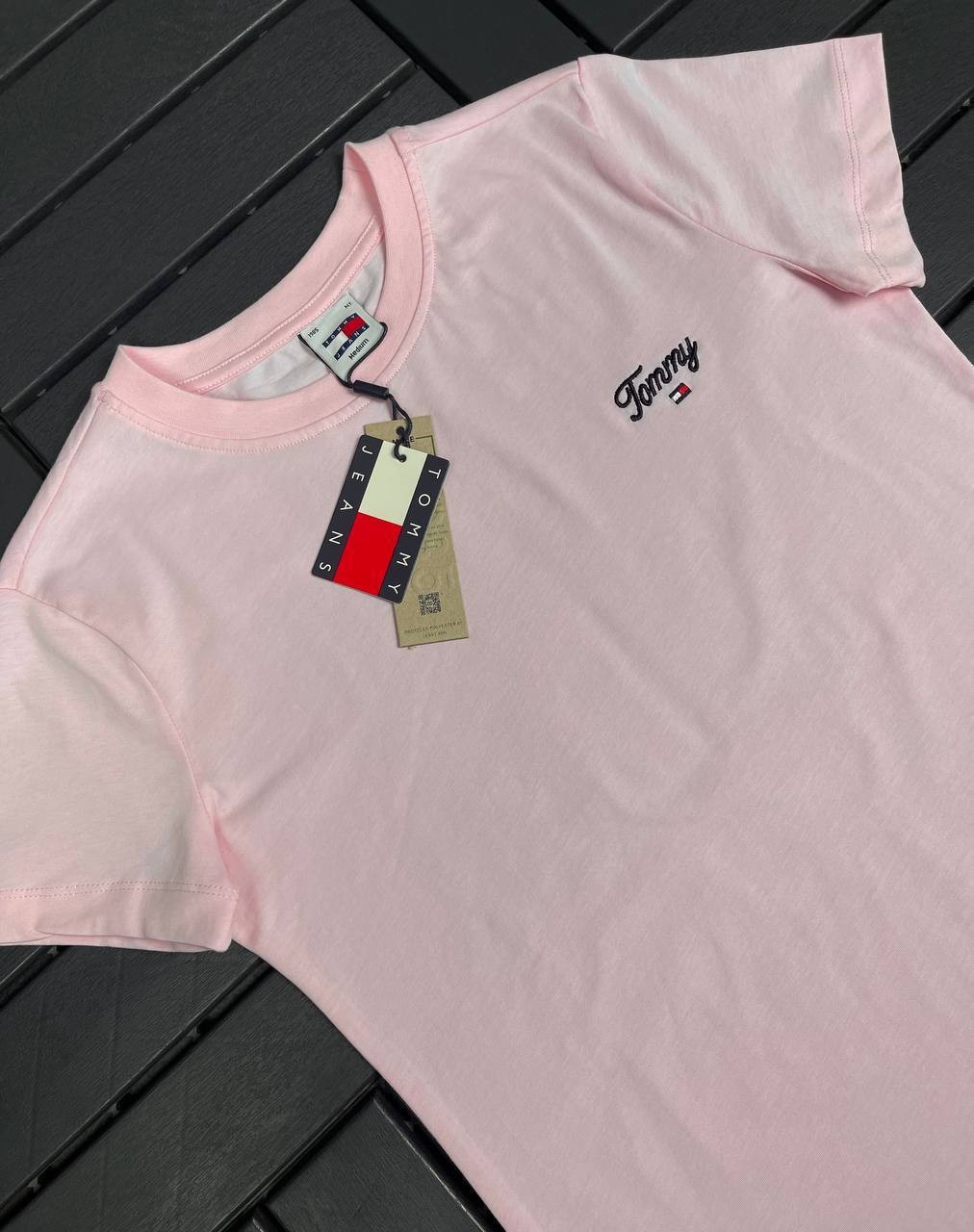 Imza logo pembe tişört