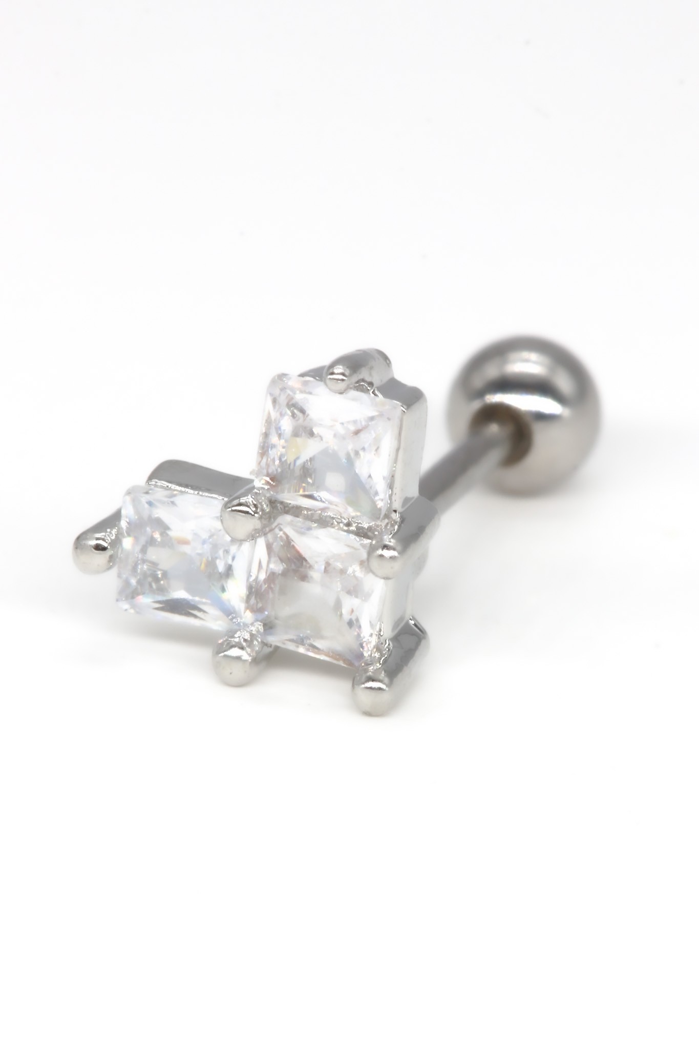 Zirkon Taşlı Tragus Küpe,Üç Taşlı Kalpli