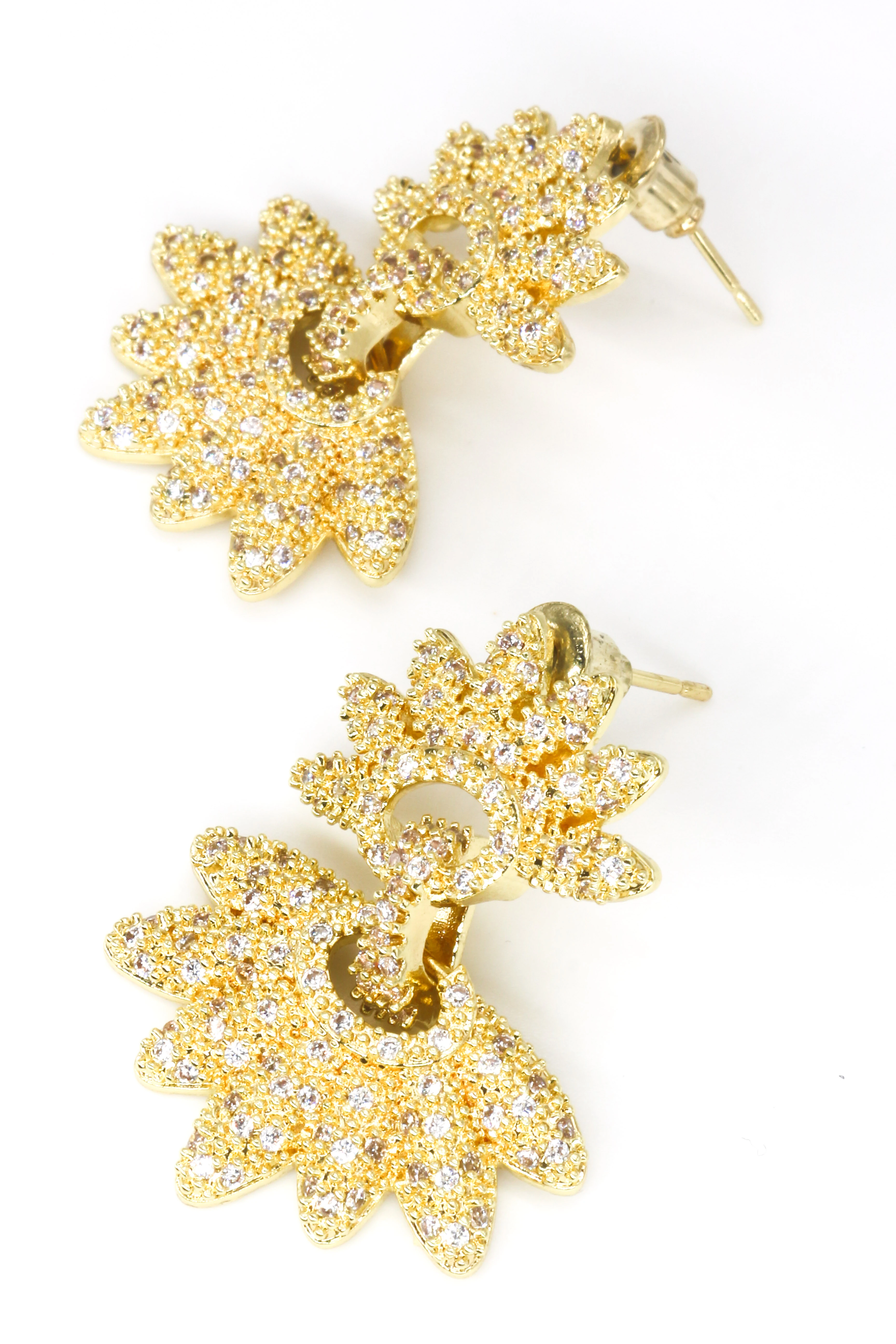 Zirkon Taşlı Yaprak Çivi Küpe