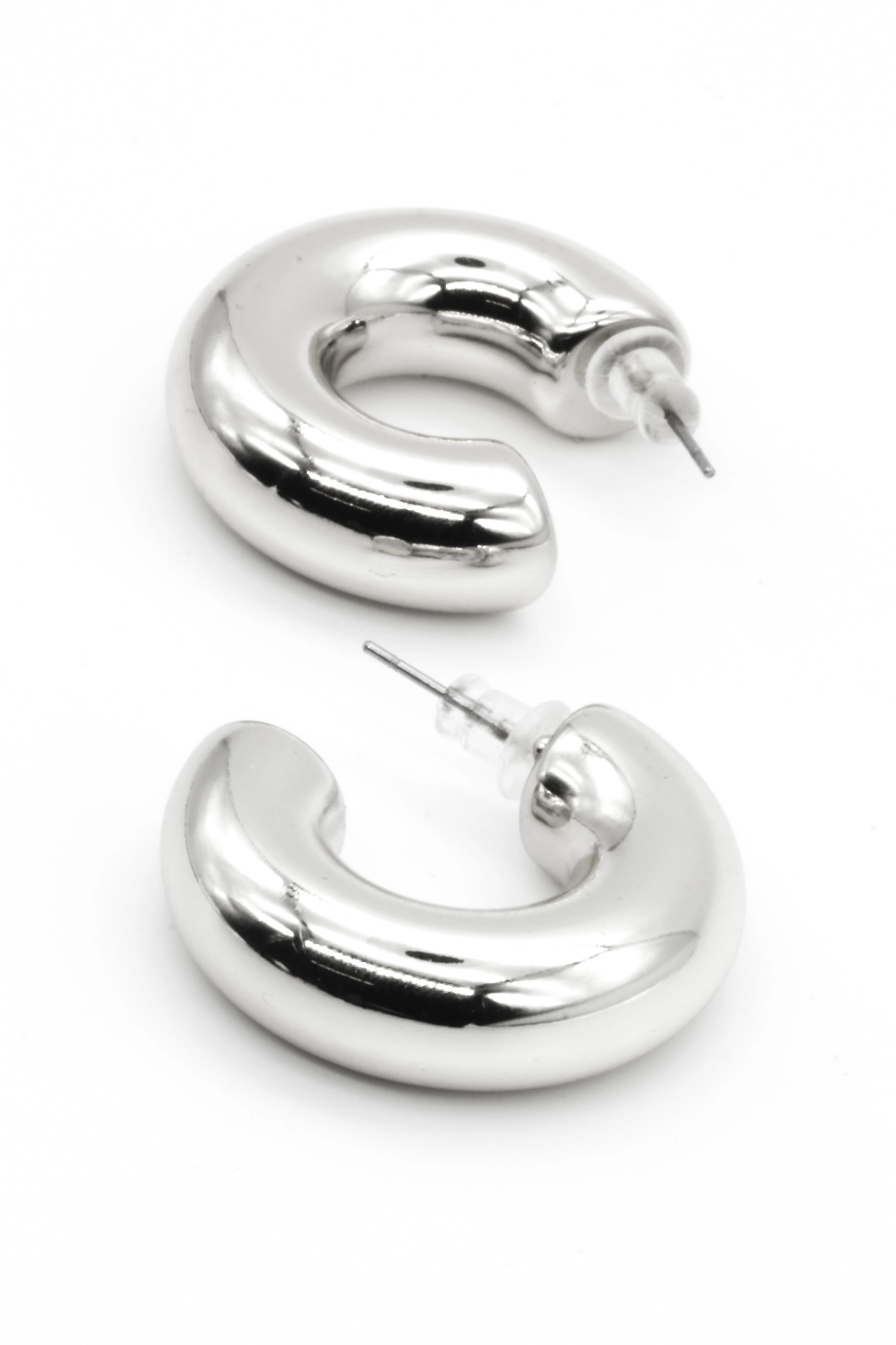 Yarım Kalın Halka Çivi Küpe - Silver