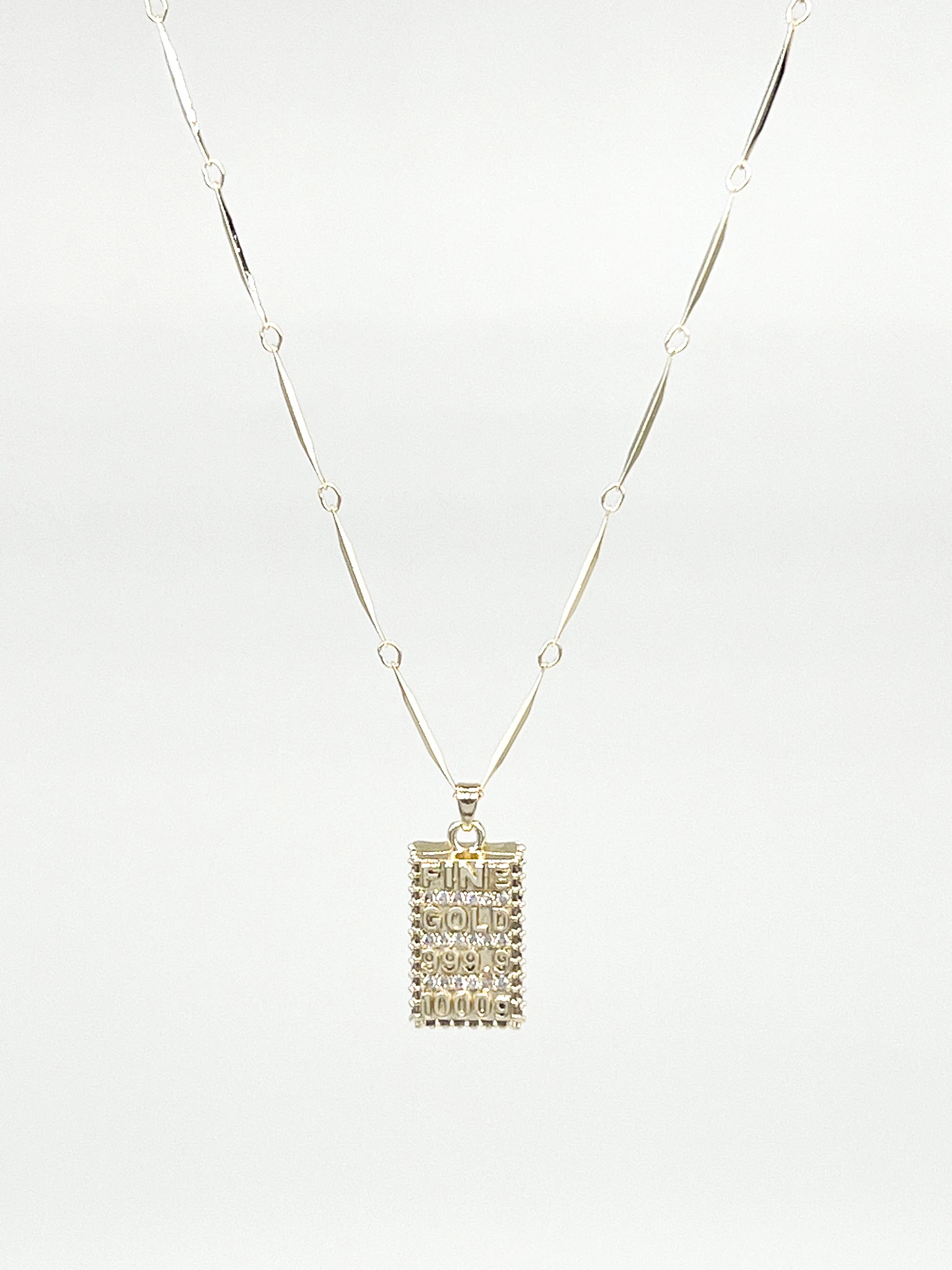 Zirkon Taşlı Külçe Altın Model Kolye İnce Zincir