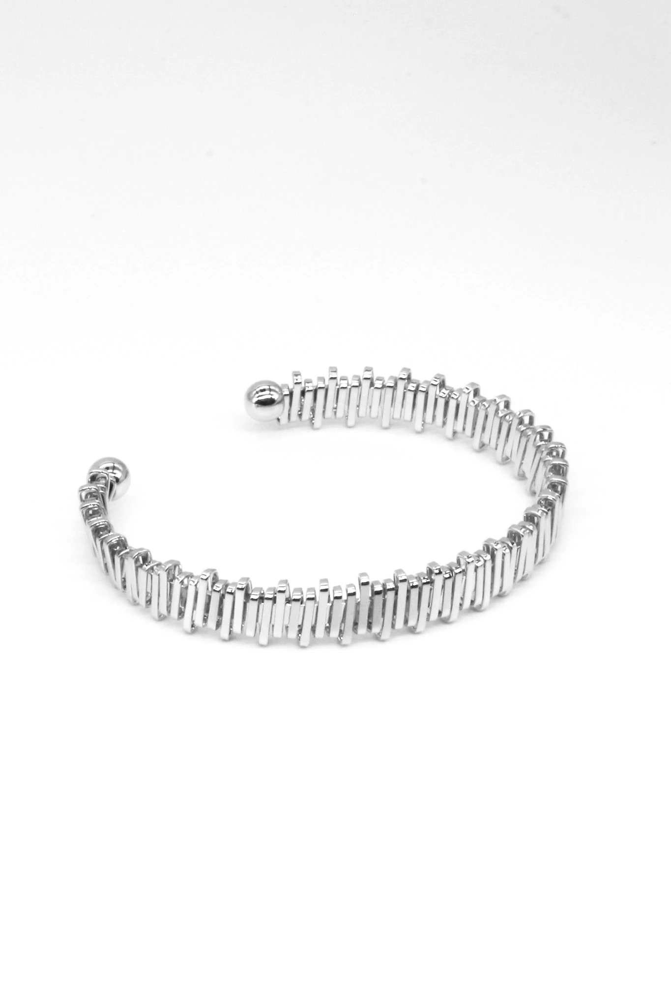 Sıralı Çubuk Kelepçe Bileklik,Topcuklu - Silver