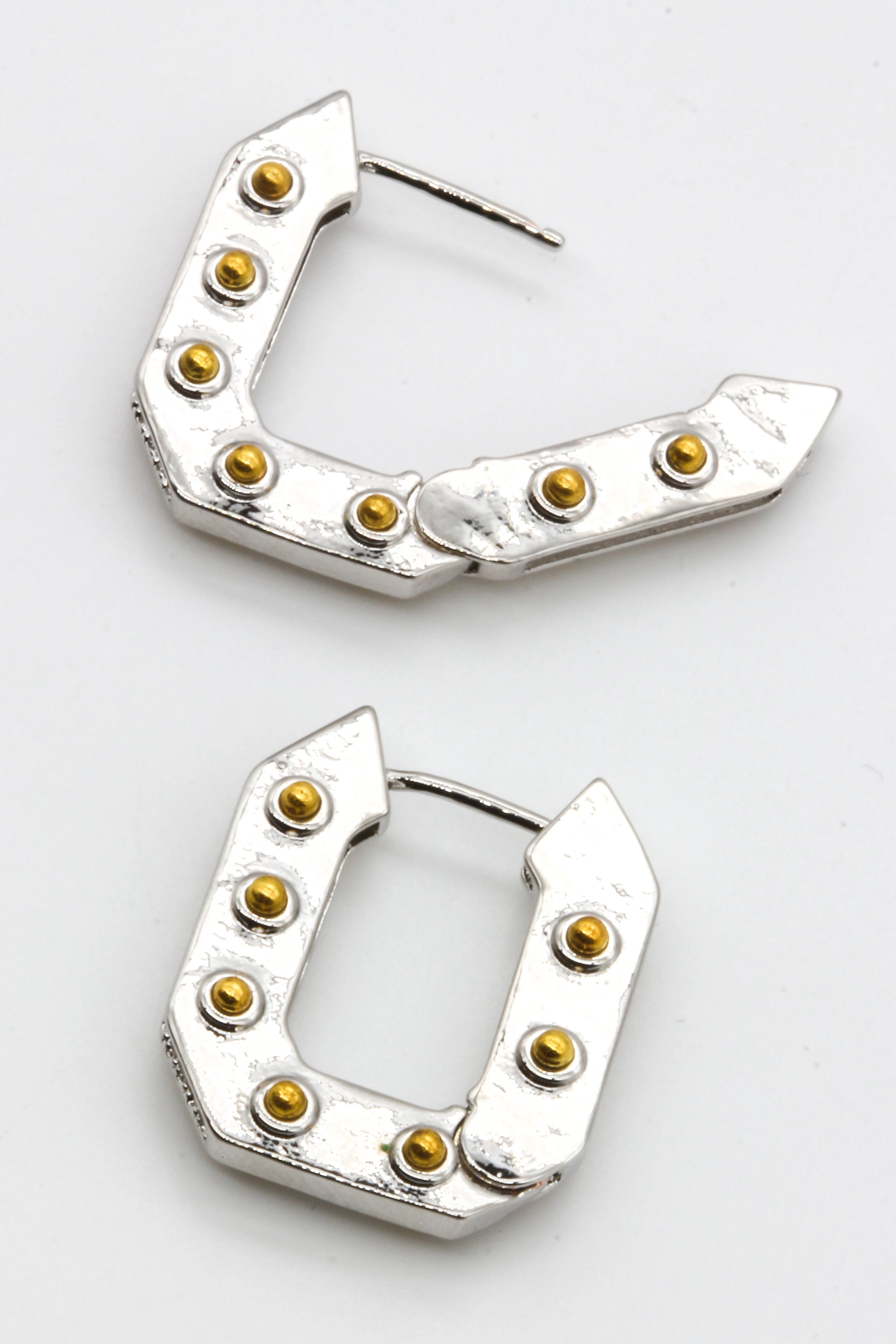 İnci Detaylı Dörtgen Çengel Küpe - Silver