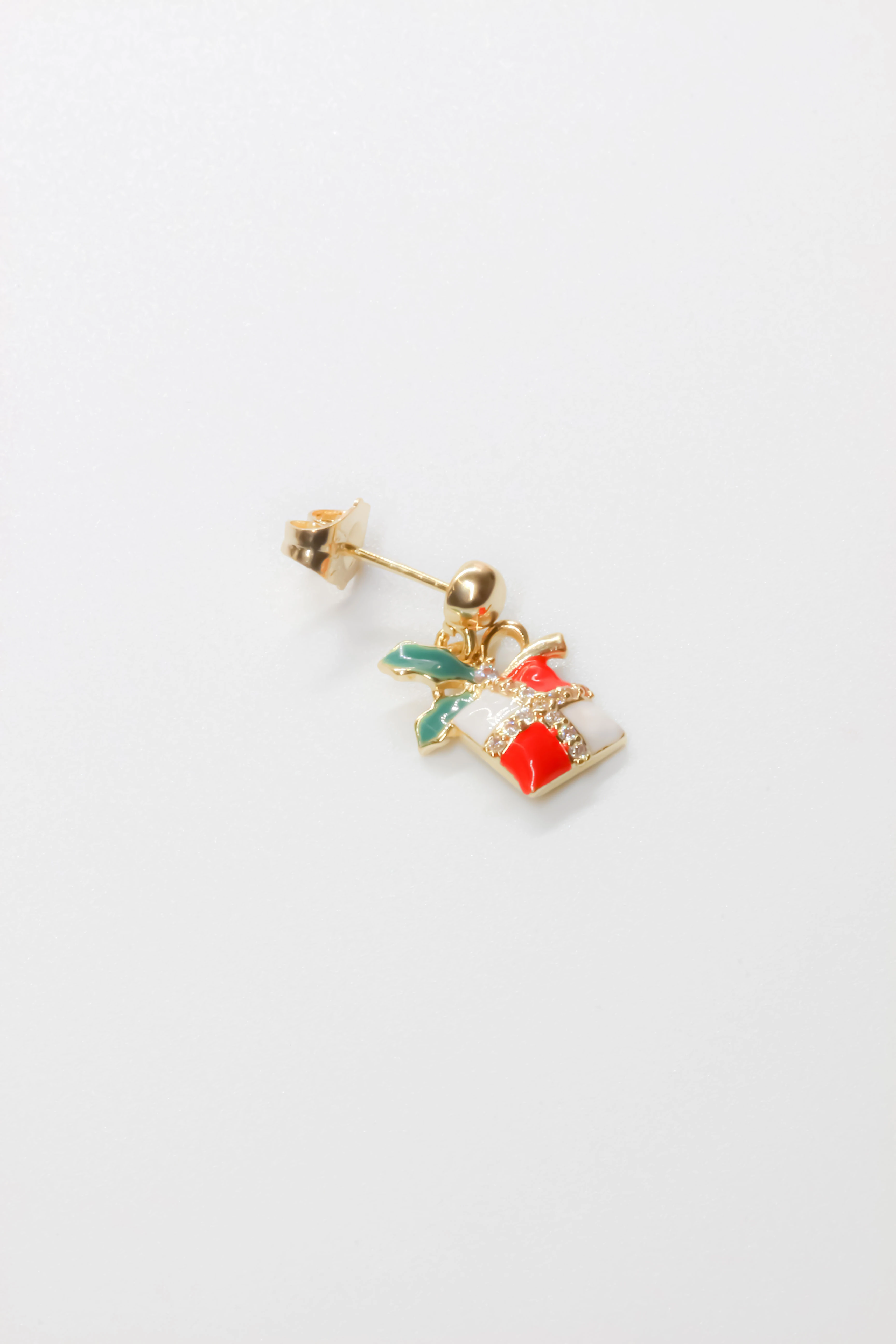 Zirkon Taşlı Üçlü Yılbaşı Set Küpe,Mineli Şapka,Yıldız,Kutu Figürlü