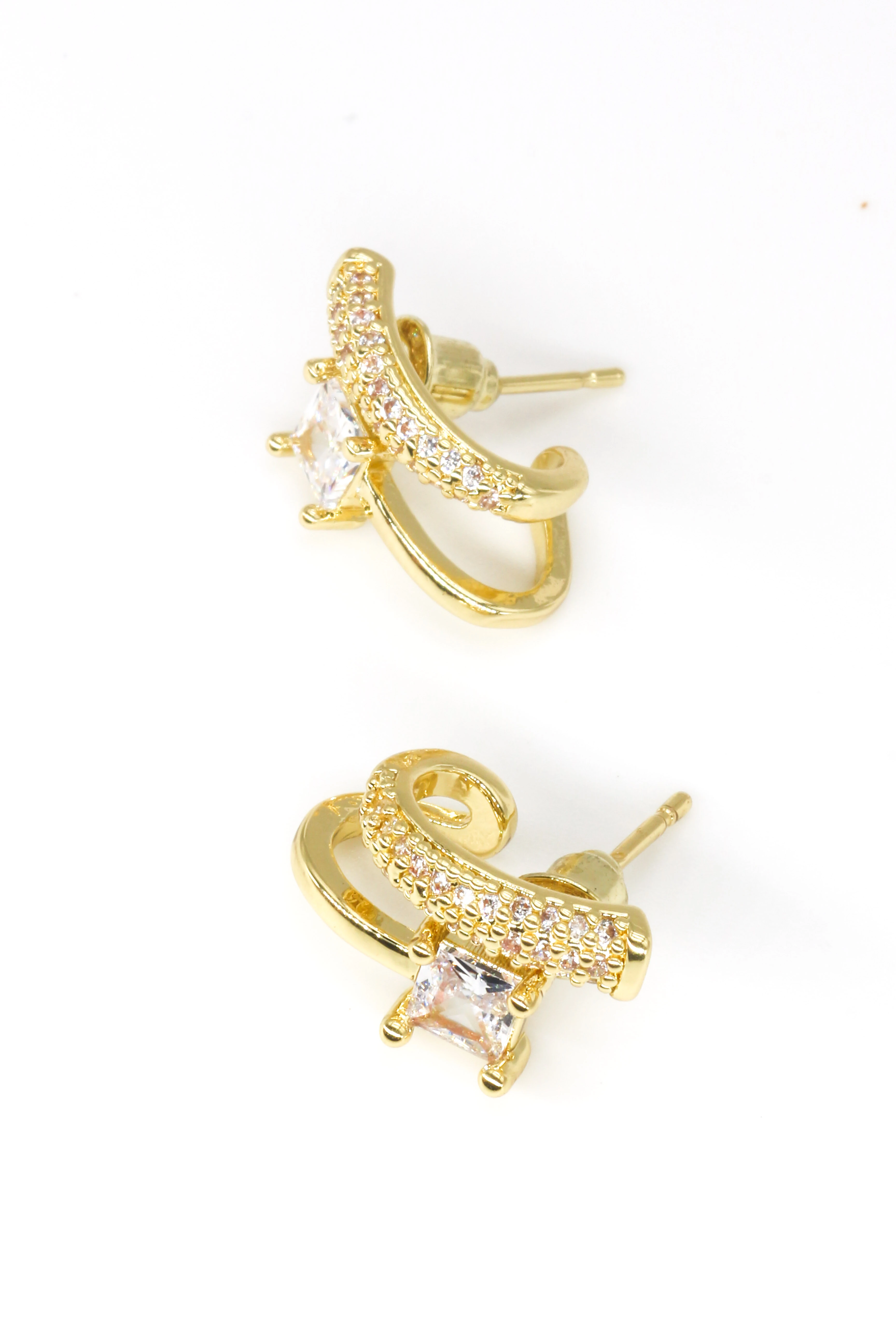 Zirkon Taşlı Çivi Küpe,Baget Taşlı