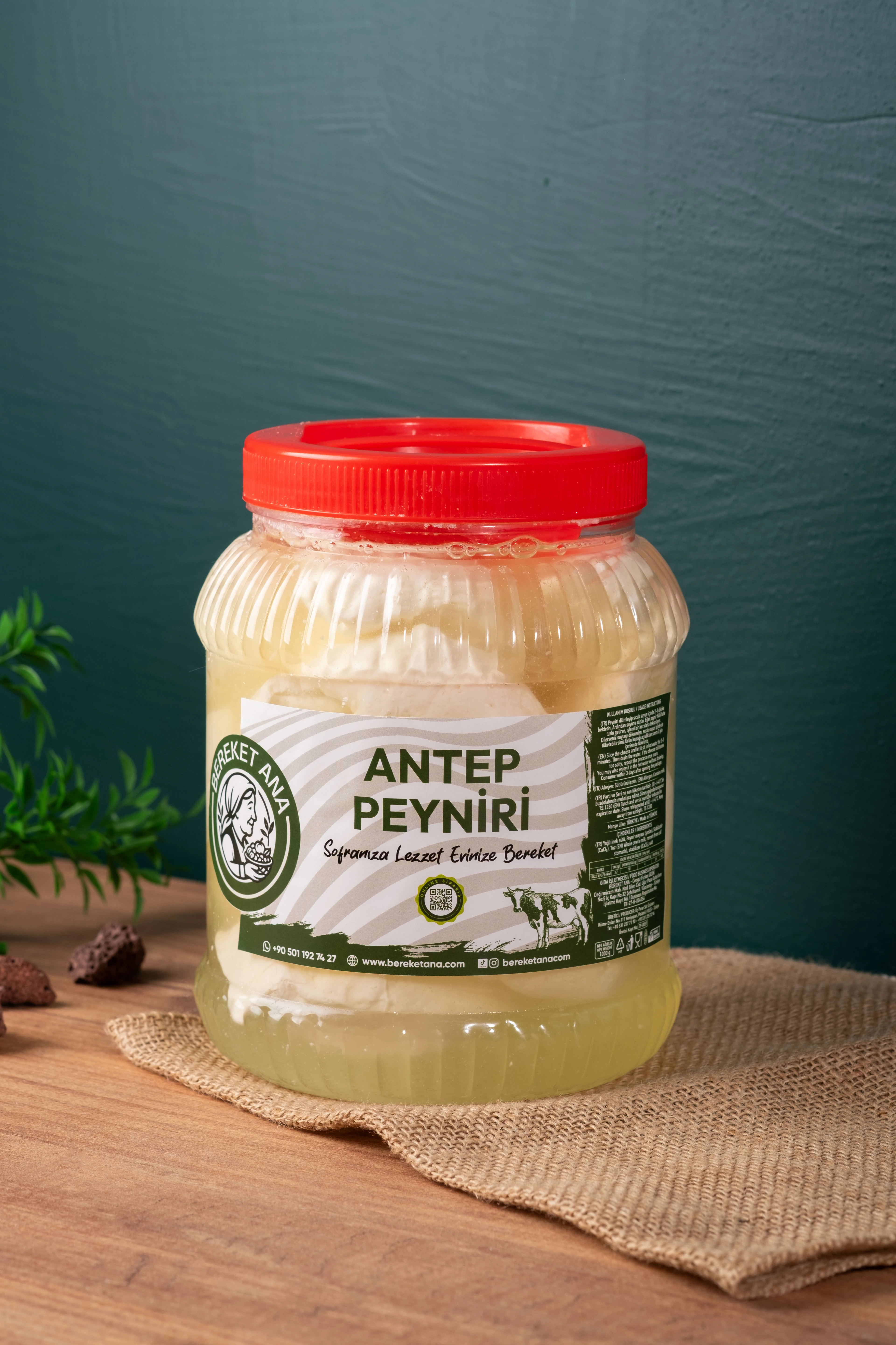 Salamura Antep Peyniri