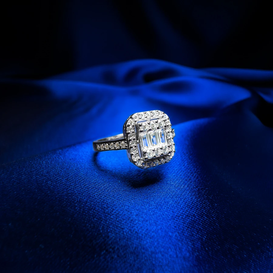 Recton Gümüş Yüzük – 925 Ayar Gümüş | Modern Çok Taşlı Tasarım