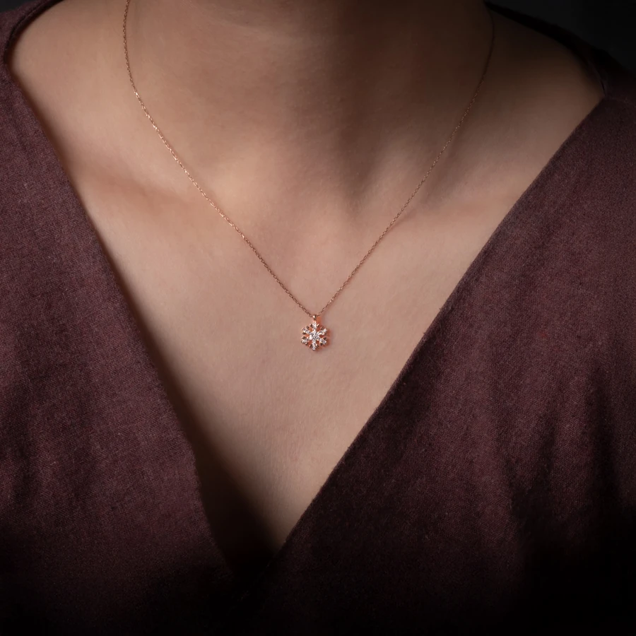 Nivaris Gümüş Kolye – 925 Ayar Gümüş | Kar Tanesi Tasarım