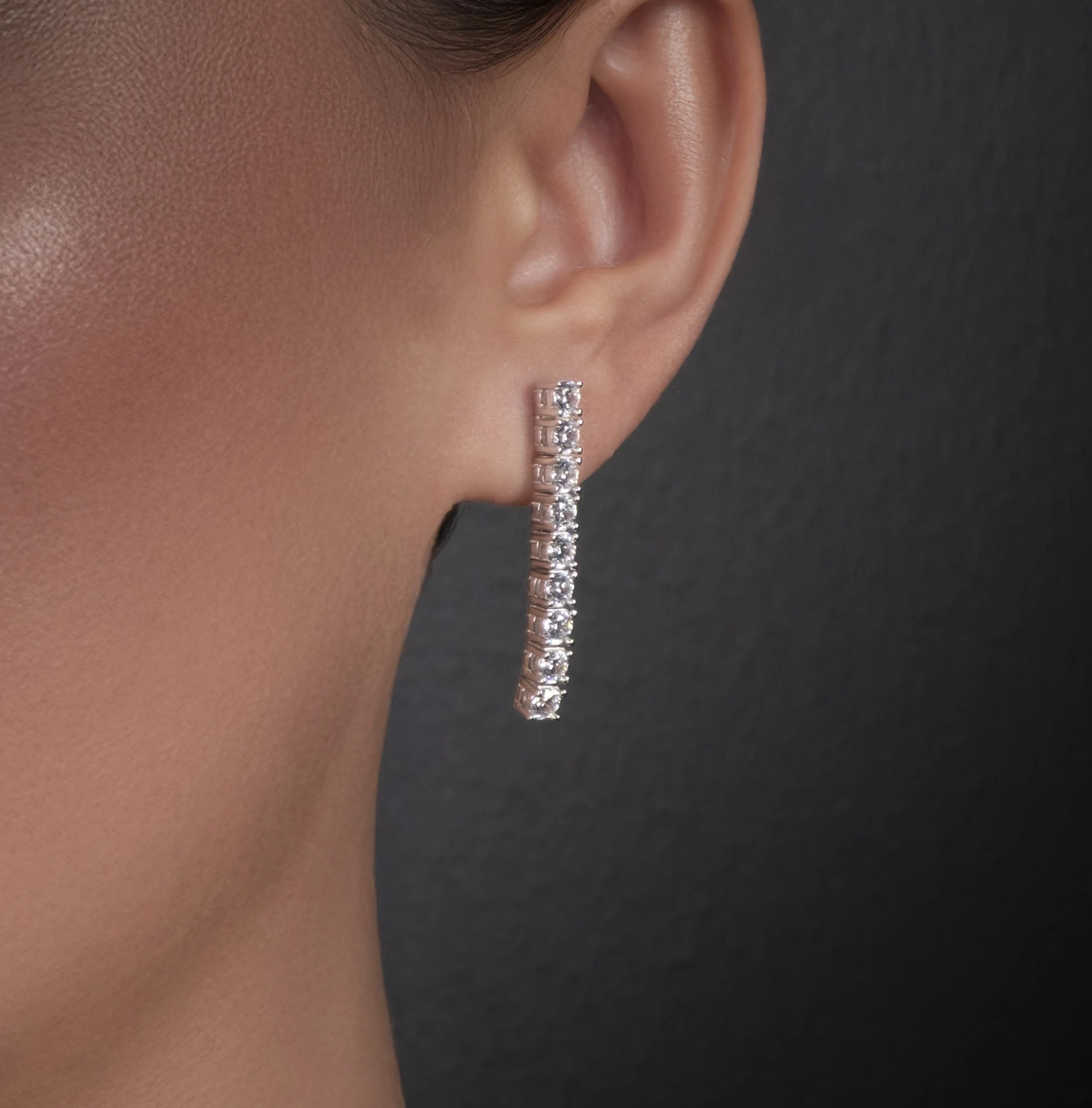 Ray Su Yolu Gümüş Küpe – 925 Ayar Gümüş | Taşlı Tasarım