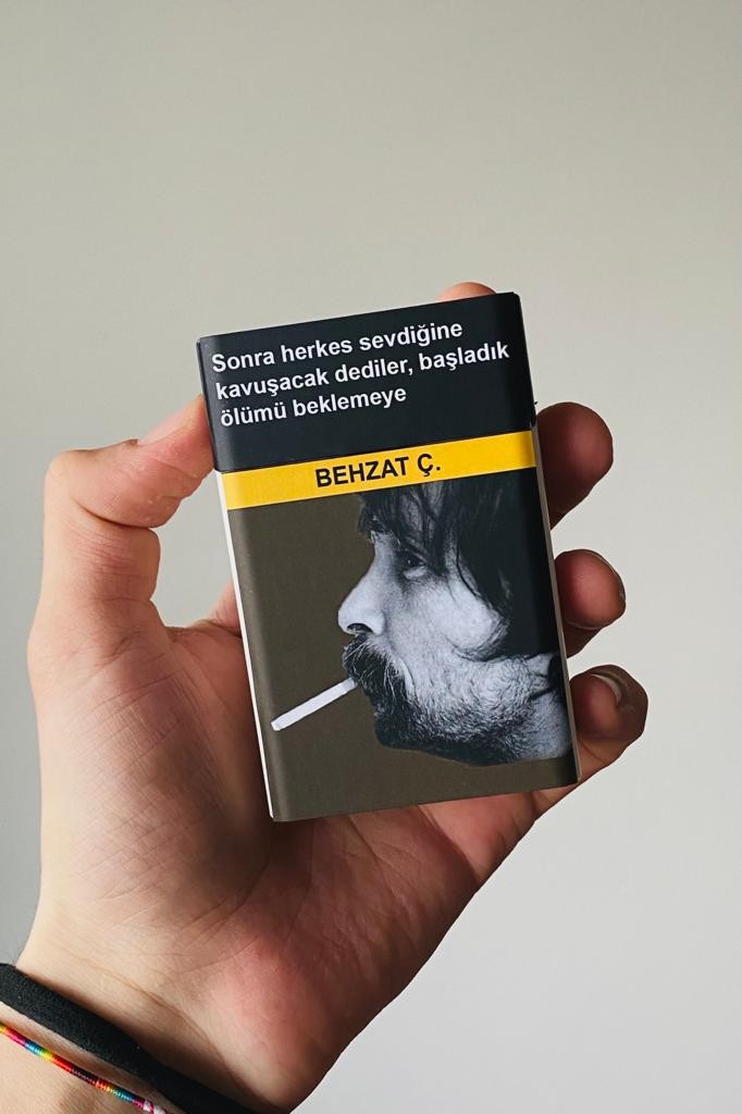 Behzat Ç. Plastik Sigara Tabakası Kutusu