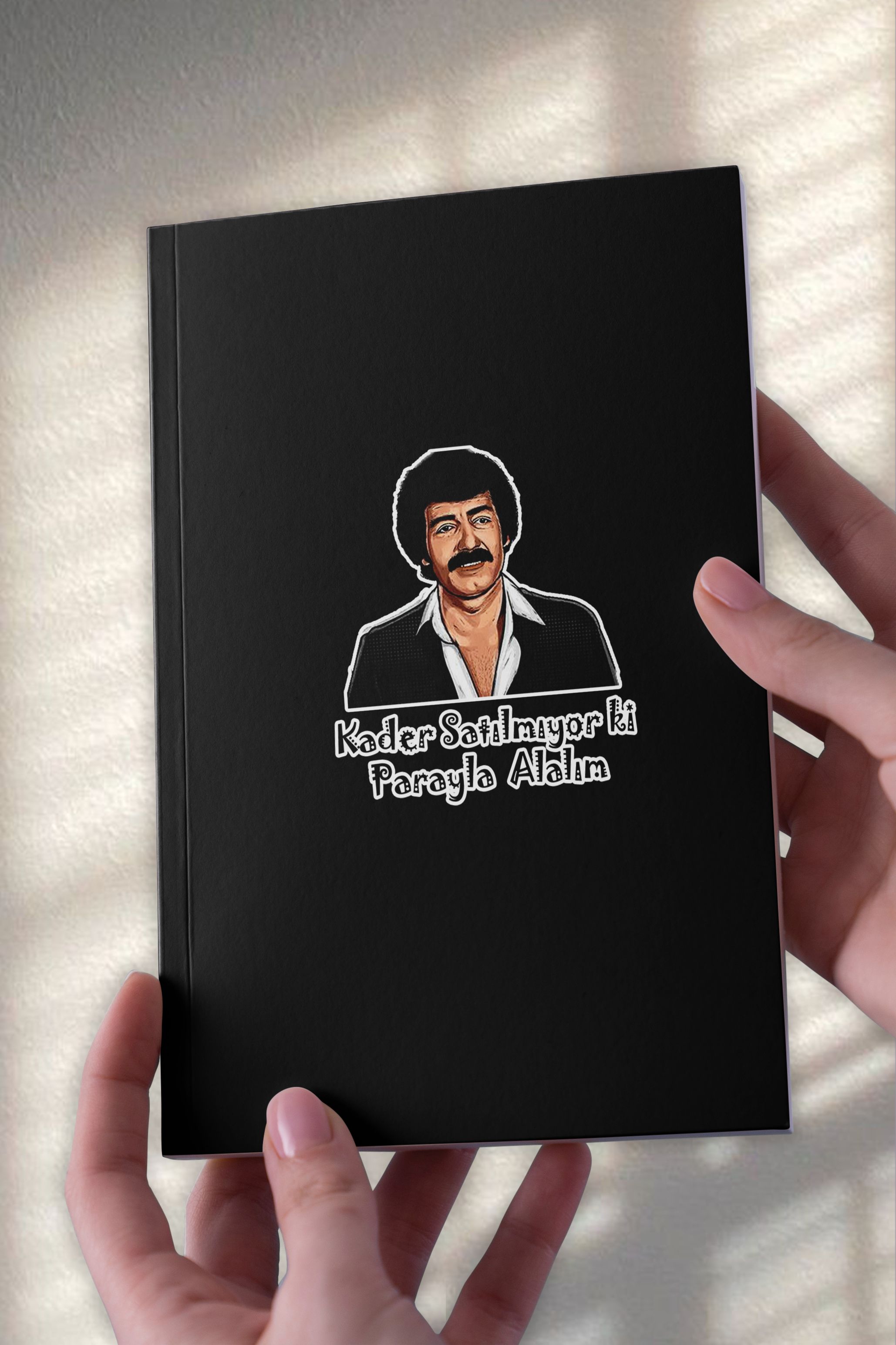 Müslüm Baba Kader Tasarımlı Desenli A5 Çizgisiz Defter (50 Sayfa)