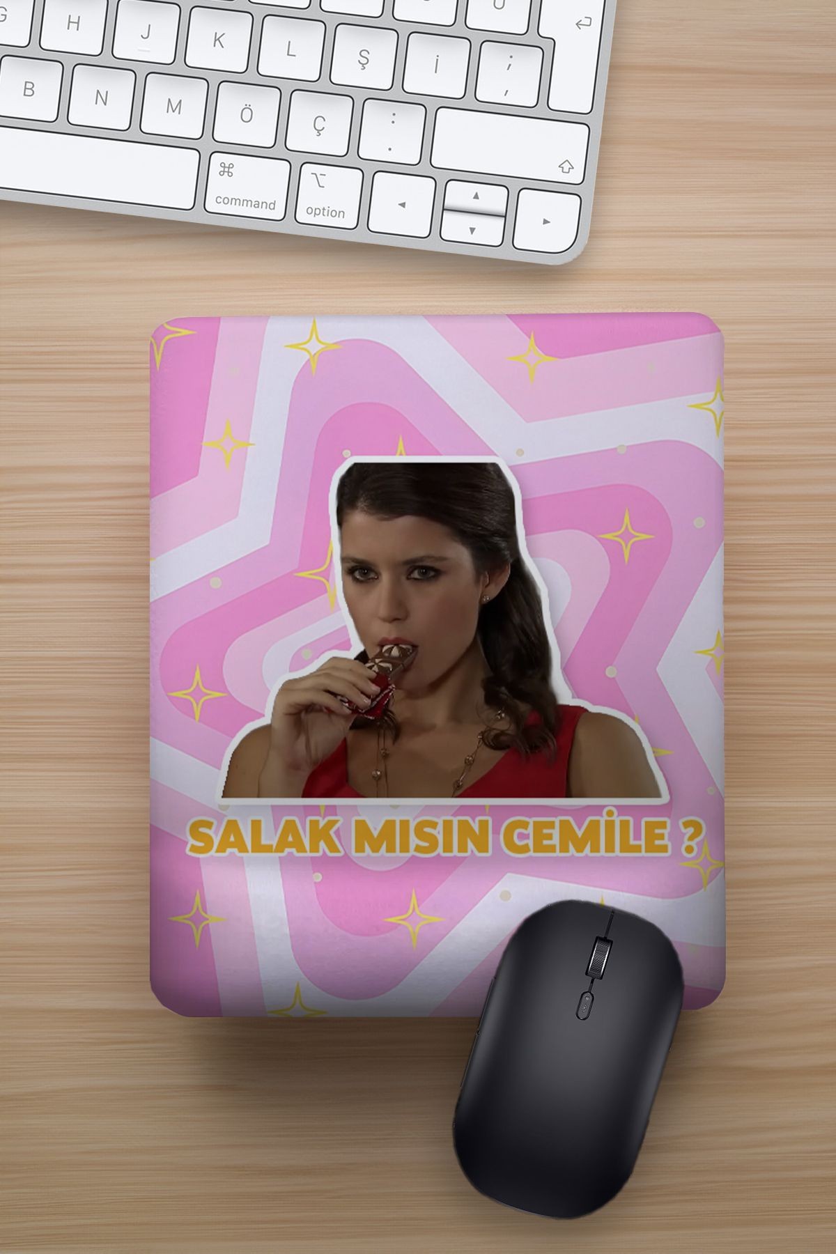 Bihter Ziyagil ''Salak Mısın Cemile'' Bilek Destekli Eğlenceli Tasarımlı Hediyelik Mousepad