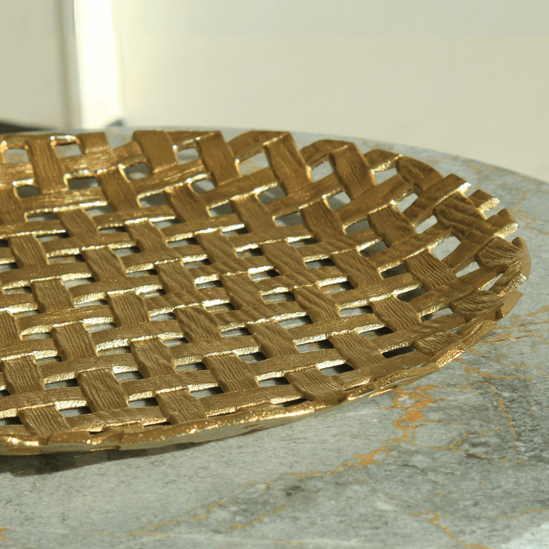 Yuvarlak Döküm Dekoratif Tabak – Gold Renk | 38 cm Metal Sunum ve Aksesuar Tabağı
