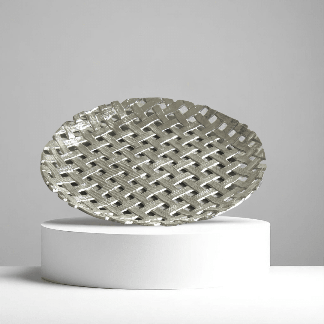 Yuvarlak Döküm Dekoratif Tabak – Gümüş Renk | 38 cm Metal Sunum ve Aksesuar Tabağı