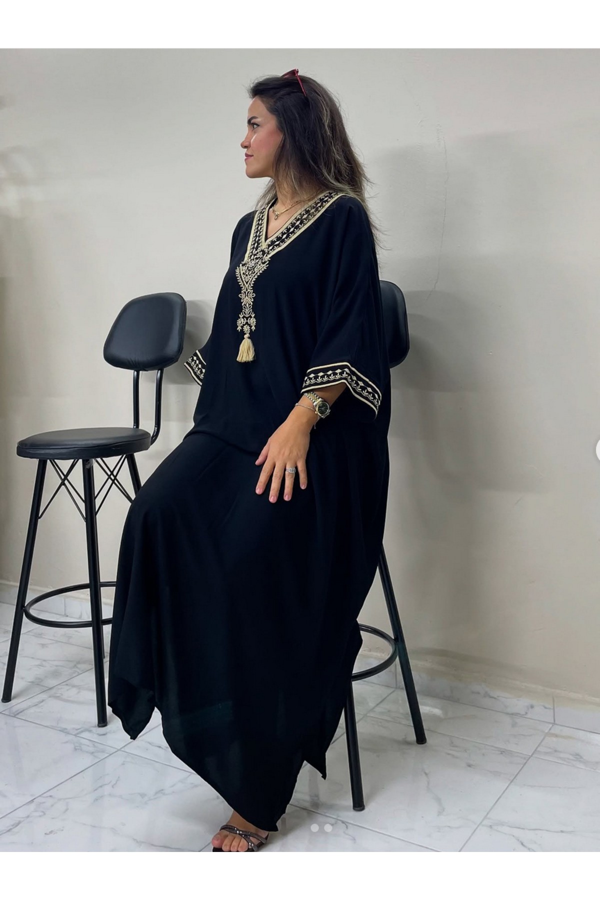 Aria Elbise – Nakışlı Yarasa Kol - Siyah