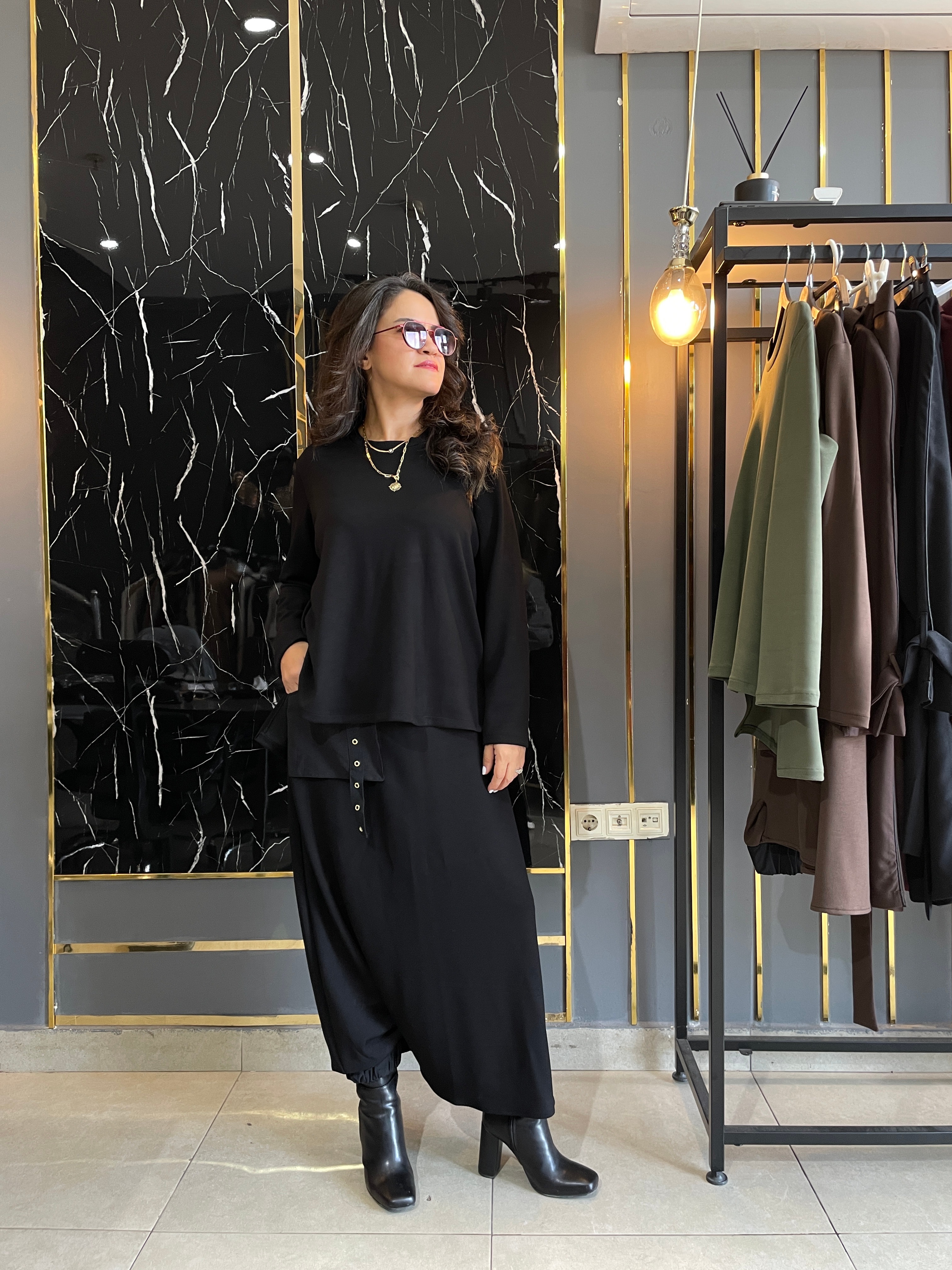 Etekli Şalvarlı Takım