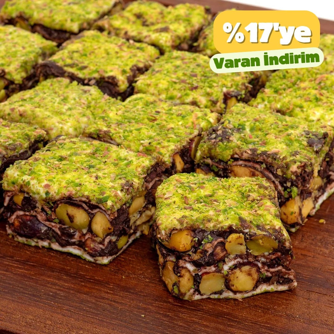 Fıstıklı Çikolatalı Baklava Lokum