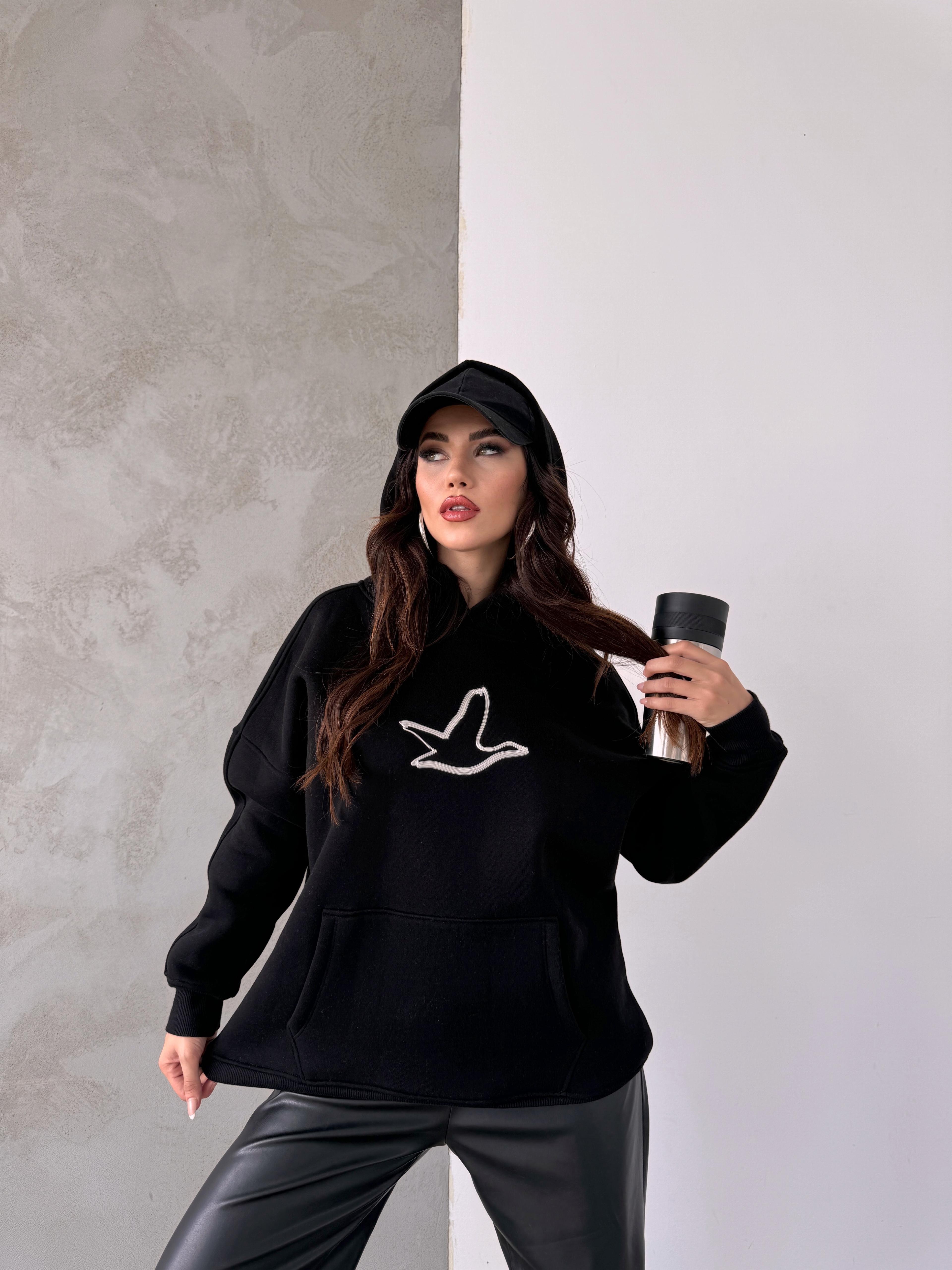 Gümüş Kuş Detaylı Siyah Sweatshirt 