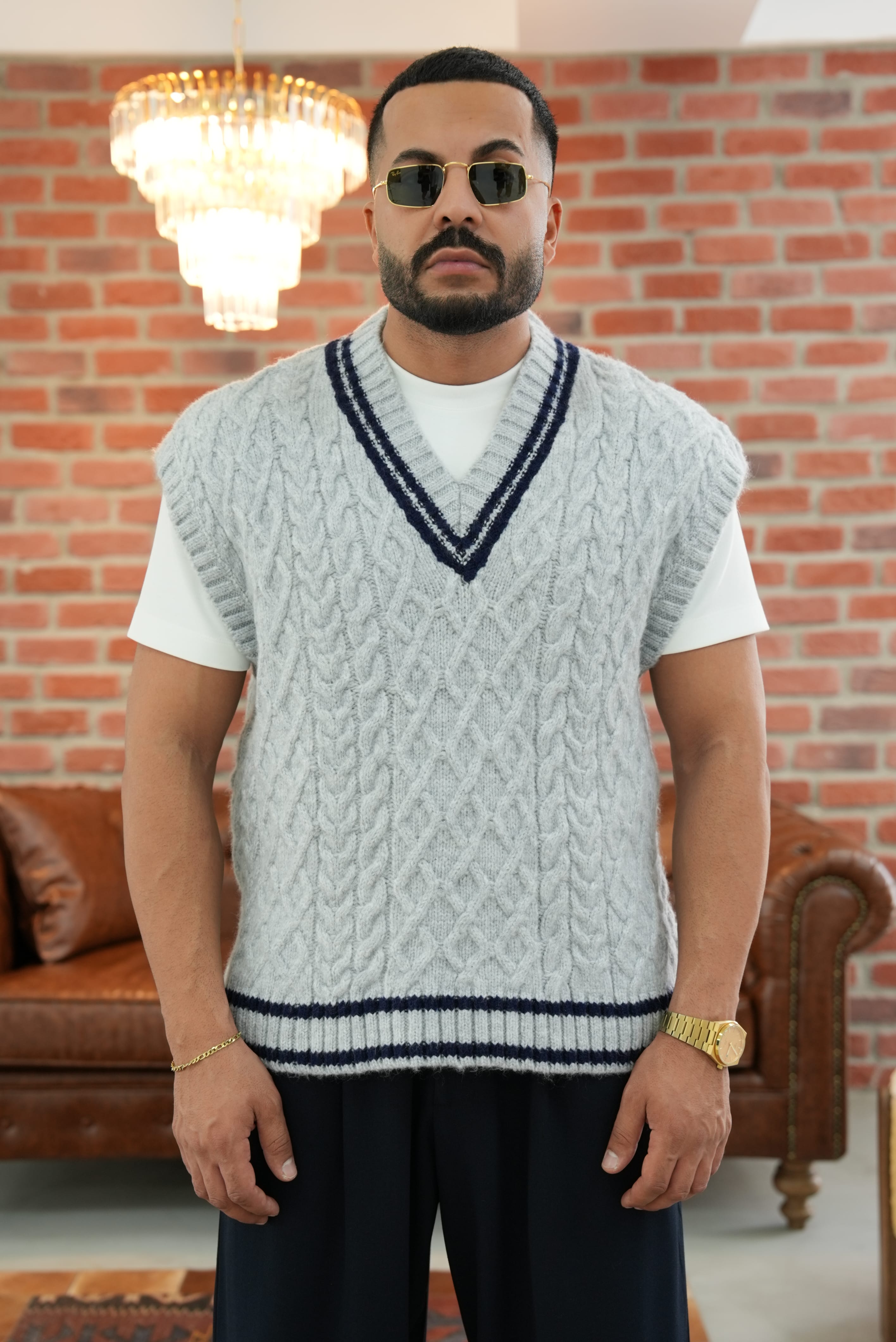 Oversize V Yaka Örme Sıfır Kol Kazak - Gri